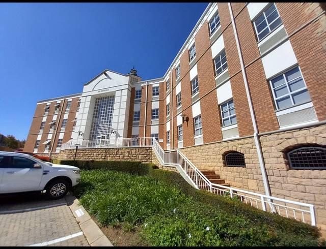 363M² OFFICE TO LET IN FOURWAYS